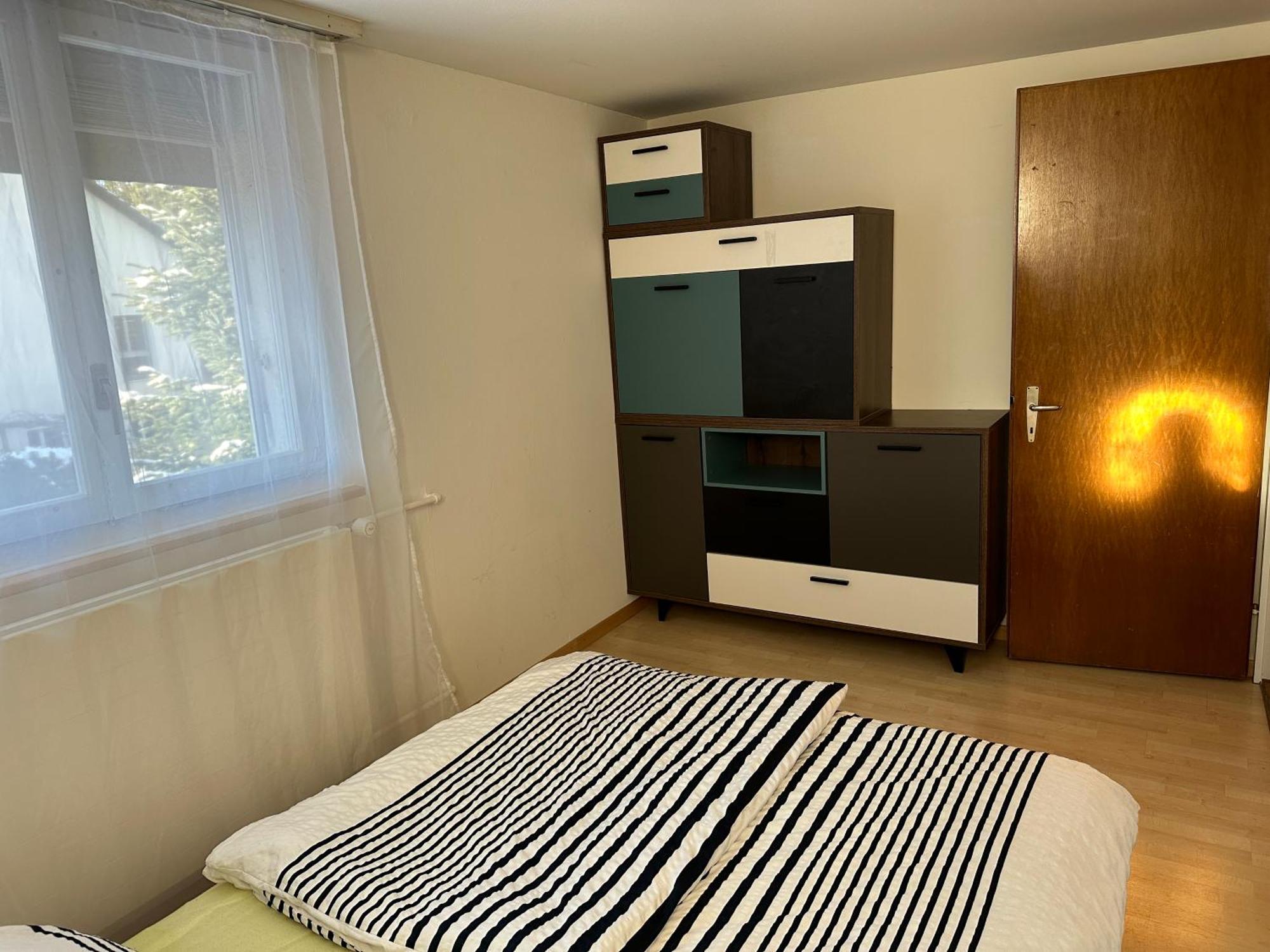 Charmante 3,5 Zimmer Wohnung In Bauernhaus Volketswil ภายนอก รูปภาพ